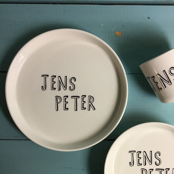 Børneservice i porcelæn med eget navn fra Liebe